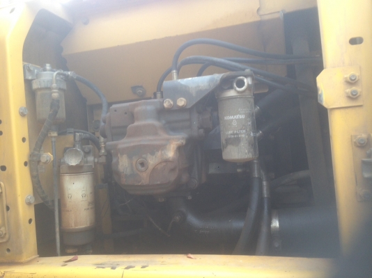 ขาย 1,530,000 KOMATSU pc 200-8  เล่มทะเบียน ไฟฟ้าครบ เครื่องดี ปั้มแรง เอวแน่น ช่วงล่างเต็ม รถสวยพร้อมใช้(รถอยู่ พิจิตร) 090-772-3710 090-772-3708