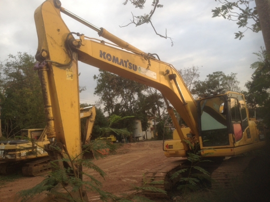 ขาย 1,530,000 KOMATSU pc 200-8  เล่มทะเบียน ไฟฟ้าครบ เครื่องดี ปั้มแรง เอวแน่น ช่วงล่างเต็ม รถสวยพร้อมใช้(รถอยู่ พิจิตร) 090-772-3710 090-772-3708