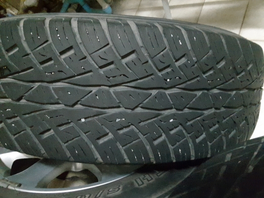 ขายล้อแม็กแท้อีซูซุพร้อมยาง TOYO 245/70 R16