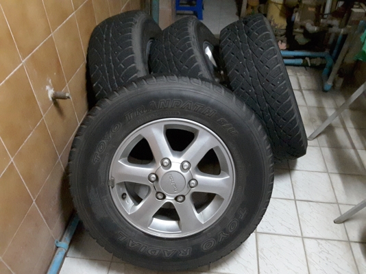 ขายล้อแม็กแท้อีซูซุพร้อมยาง TOYO 245/70 R16