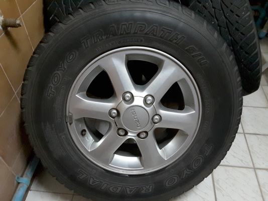 ขายล้อแม็กแท้อีซูซุพร้อมยาง TOYO 245/70 R16