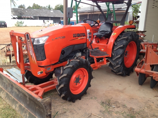 ขายคูโบต้า L4708 ดันหน้าคานล่างและผานพรวน6/24 ตราช้างสภาพพร้อมใช้