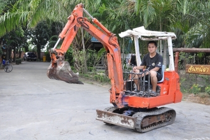 ลดกระหน่ำ!!ขายแบคโฮKUBOTA KH014 เครื่อง3สูบ(ขนขึ้นกระบะได้) เดิมจากญี่ปุ่น ทำงานสมบูรณ์ทุกระบบ รับรองไม่ผิดหวัง 99,000 เท่านั้น!!