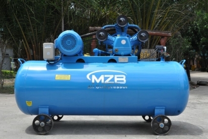 ขายปั้มลม 3สูบ(500ลิตรใหญ่) 10HPสภาพสวยเดิม ของใหม่เปิดตู้ติดมา1ตัว 38,500บาท เท่านั้น!!