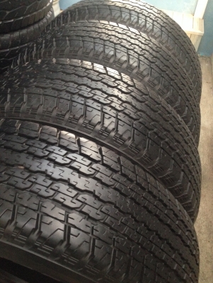 Bridgestone Dueler h/t 255 65 r17 ปี12-13 สภาพสวย ดอกเต็ม ส่งต่างจังหวัดได้ครับ T.061-9030026