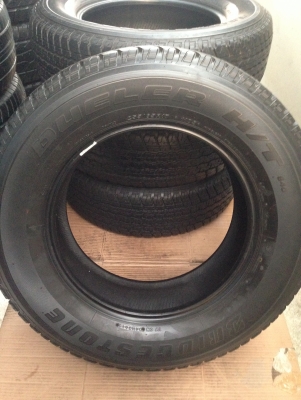 Bridgestone Dueler h/t 255 65 r17 ปี12-13 สภาพสวย ดอกเต็ม ส่งต่างจังหวัดได้ครับ T.061-9030026