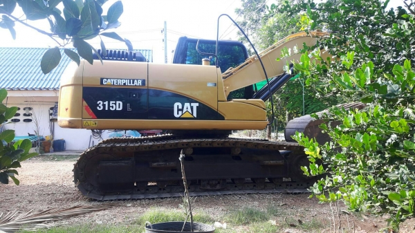 ขายรถแบคโฮ CAT 315 D เอกสารอินวอย ไมล์ 10700 ชม.ราคา 1550000 ขายรถแบคโฮ CAT 315 D เอกสารอินวอย ไมล์ 10700 ชม.ราคา 1550000
