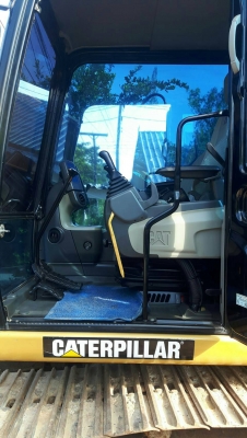 ขายรถแบคโฮ CAT 315 D เอกสารอินวอย ไมล์ 10700 ชม.ราคา 1550000 ขายรถแบคโฮ CAT 315 D เอกสารอินวอย ไมล์ 10700 ชม.ราคา 1550000