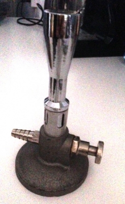 ขายตะเกียงบุนเส็น(Lab burmer)สินค้ายังใหม่ต่อรองได้ค่ะ