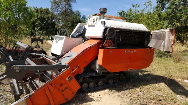 ขายด่วน!!Kubota dc60plus+ปี54+พร้อมพ่วงลาก สภาพสวยๆราคา219,000บาท