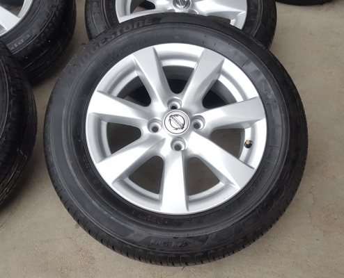 ขายล้อNISSAN ALMERA VL ยางปี 2315 4 ล้อ