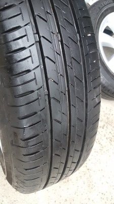 ขายล้อNISSAN ALMERA VL ยางปี 2315 4 ล้อ