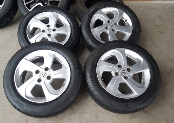 ขายล้อHonda city All new 15 ยางปี14 4 ล้อ