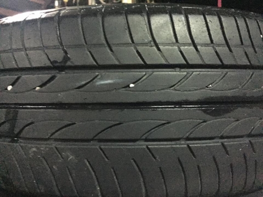 ขายล้อแม็ก HONDA CIVIC พร้อมยางขอบ15 4ล้อ 3,500 บาท ขายล้อแม็ก HONDA CIVIC พร้อมยางขอบ15 4ล้อ 3,500 บาท