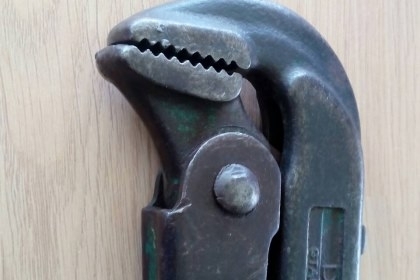 ขายคอม้าDOWIDAT Made in Germany. ขนาดปากจับ1 1/2"มือสอง