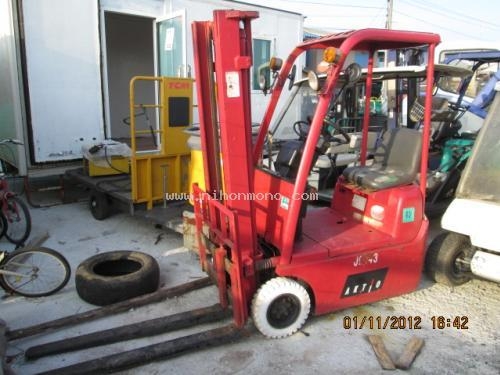 รถยกไฟฟ้า TOYOTA  3FBKL9  ยกน้ำหนักได้ 0.9ตัน สภาพสวย รหัสสินค้า 12000906 โทร 081-8283376