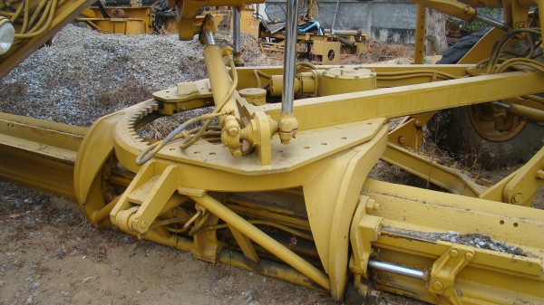 ขายเครื่องจักร รถเกรด