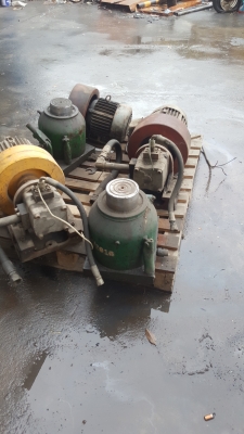 ขายปั๊มไฮโดรลิคพร้อมมอเตอร์ราคาชุดละ 6,000 บาทมี7 ชุดแม่แรง 100 ตันตัวละ 6,000 บาท