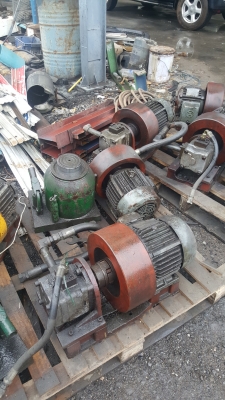 ขายปั๊มไฮโดรลิคพร้อมมอเตอร์ราคาชุดละ 6,000 บาทมี7 ชุดแม่แรง 100 ตันตัวละ 6,000 บาท