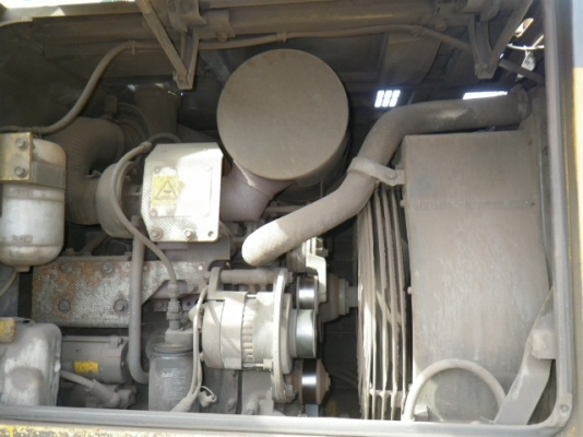 ขาย : รถตัก ยี่ห้อ : KOMATSU  รุ่น : WA100-3