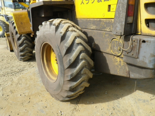 ขาย : รถตัก ยี่ห้อ : KOMATSU  รุ่น : WA100-3