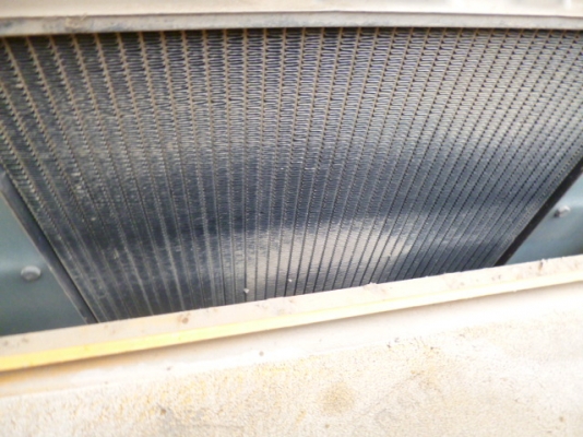 ขาย : รถบดล้อยาง7ล้อ ยี่ห้อ : DYNAPAC รุ่น : CP202W สี : เหลือง ขาย : รถบดล้อยาง7ล้อ ยี่ห้อ : DYNAPAC รุ่น : CP202W สี : เหลือง