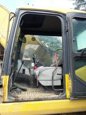 ขาย 1,495,000 KOMATSU pc 200-7 ไฟฟ้าครบ เครื่องดี ปั้มแรง เอวแน่น ช่วงล่างเต็ม ทำงาน 11,400 ชม อินวอ