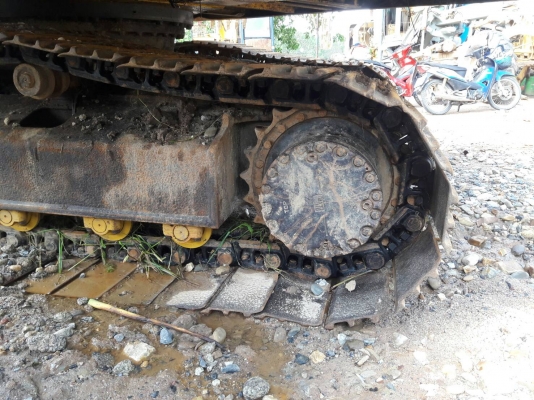 ขาย 1,495,000 KOMATSU pc 200-7 ไฟฟ้าครบ เครื่องดี ปั้มแรง เอวแน่น ช่วงล่างเต็ม ทำงาน 11,400 ชม อินวอ