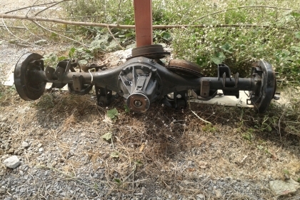 ขายคานหลัง terrano 1