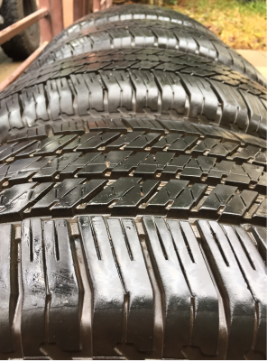 ยาง Bridgestone 265 60 18 ปี16 ดอกเต็ม เนื้อนิ่ม ใช้กันยาว ราคาไม่แพง