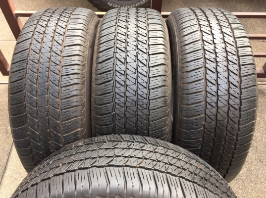 ยาง Bridgestone 265 60 18 ปี16 ดอกเต็ม เนื้อนิ่ม ใช้กันยาว ราคาไม่แพง