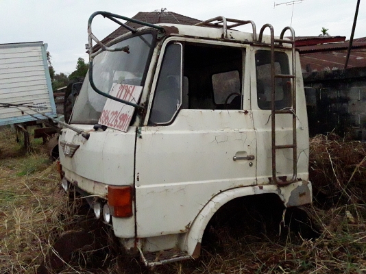 ขาย หัวเก๋ง ฮีโน่ F18 มีกันชนหน้า ตามสภาพ อยู่อุดรธานี ขาย หัวเก๋ง ฮีโน่ F18 มีกันชนหน้า ตามสภาพ อยู่อุดรธานี