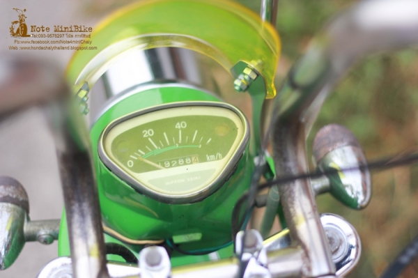 ขายด่วน ชาลี Honda Chaly ((รถผมใช้งานเองครับ )) ราคา 19,900 บาท  -เครื่อง Honda ดรีม100 แน่นๆแรงๆ เดินเบานิ่ง -ระบบไฟ,หน้าหลังสูงตํ่า,ไฟเลี้ยว,ไฟเรือไมล์,ไฟเบรค -ล้อกะทะขอบ10 หน้า-หลังกว้าง 4.7  -ยาง DEESTONE เบอร์ 120/70-10 -แบตใหม่แกะกล่อง -ดิสหน้า เบคร
