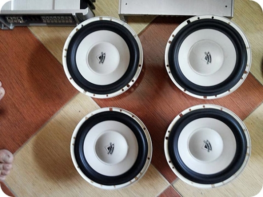 ชุดใหญ่แนวไฮเอน