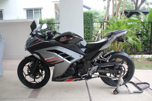 NINJA250 (2013) รถสวย พร้อมของแต่ง ราคา 85,900-