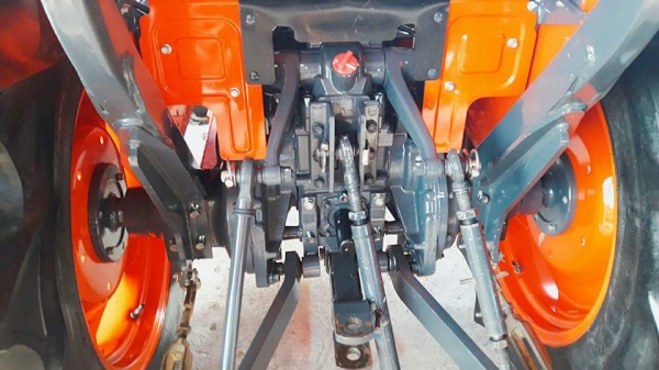 ขายรถไถคูโบต้า  KUBOTA   L 3608SP พร้อมชุดใบมีดดันหน้าคานล่าง  ผานหลัง