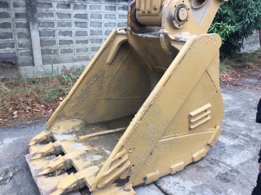 รถขุดคันใหญ่CAT330D japan...รถมี9คัน เอกสารครบ ขายเหมาหรือแยก รถทำงาน 1.6-2.2หมื่น ช.ม.