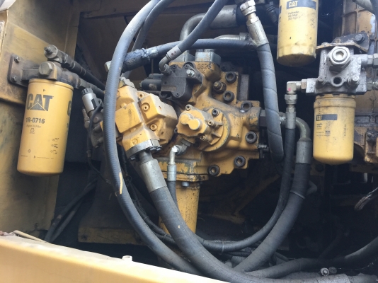 รถขุดคันใหญ่CAT330D japan...รถมี9คัน เอกสารครบ ขายเหมาหรือแยก รถทำงาน 1.6-2.2หมื่น ช.ม.