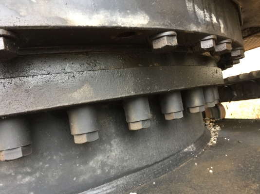 รถขุดคันใหญ่CAT330D japan...รถมี9คัน เอกสารครบ ขายเหมาหรือแยก รถทำงาน 1.6-2.2หมื่น ช.ม.