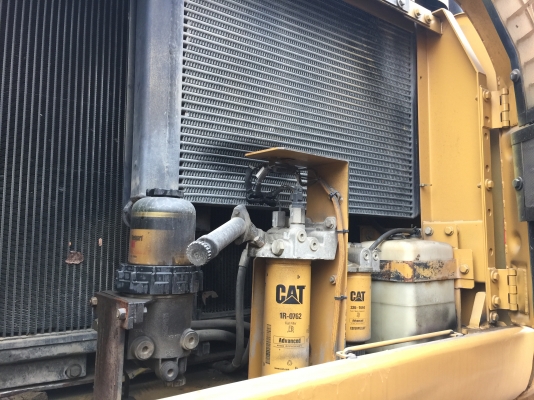 รถขุดคันใหญ่CAT330D japan...รถมี9คัน เอกสารครบ ขายเหมาหรือแยก รถทำงาน 1.6-2.2หมื่น ช.ม.