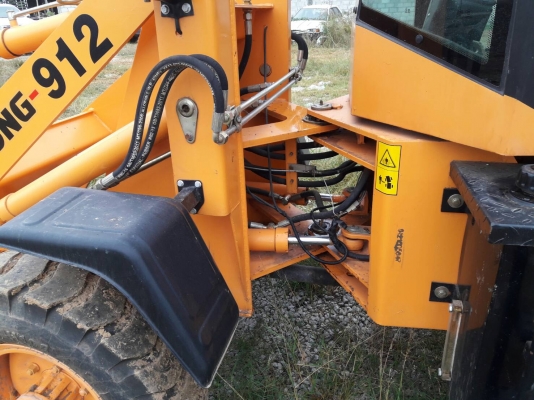 ขายด่วนตัก LUGONG-912