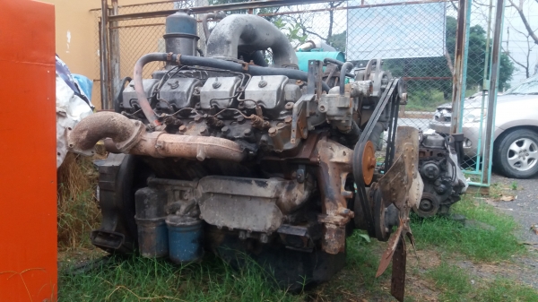 ประกาศขายเครื่อง นิสสัน RD 8 สตาทร์ติิดได้ เครื่องตัดลงจากรถ