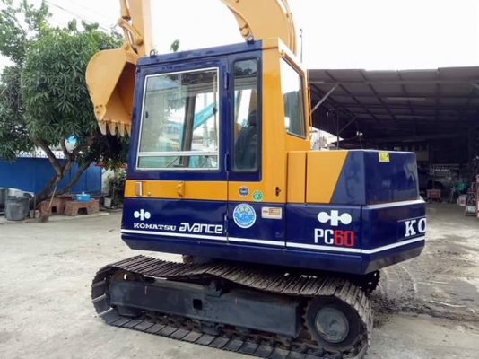ขายรถขุด KOMATSU PC 60-5