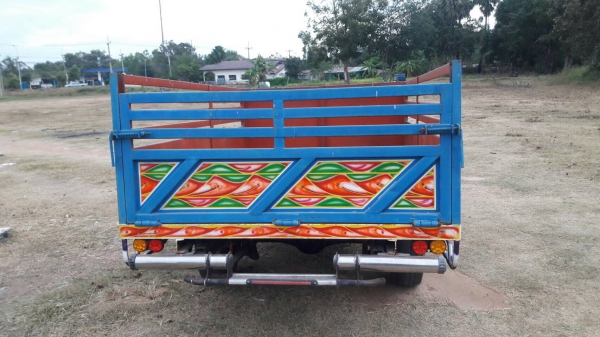 ขายรถอีแต๋นซิ่งเครื่อง11 แรง ต่อเสร็จใหม่ๆ