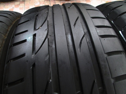 ยาง BRIDGESTONE S001 (๋JAPAN) 225-50-17 ปี2915 งามๆ 1ชุด