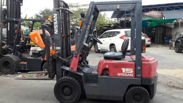 ขายโฟรคลิฟท์ นิสัน 1.5ตัน เบนซิน เกียร์ออโต้