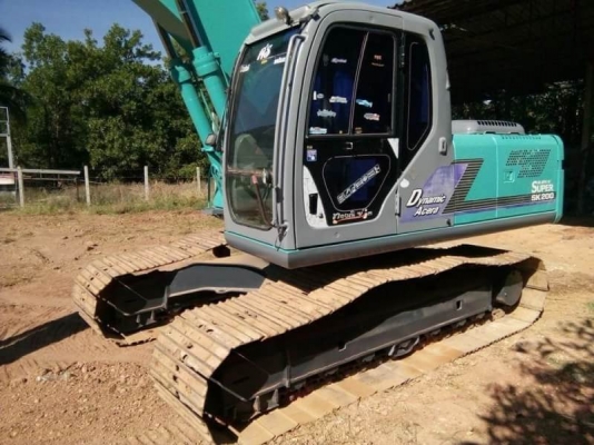 ขาย 1,390,000 KOBELCO  sk 200 MARK 6 YN 10  เครื่องดี ปั้มแรง ไฟฟ้าครบ โช่หนา เอวแน่น เอกสารเล่มทะเบียน รถอยุ่ จ.สกลนคร โทร&amp;ไอดีไลน์  090-772-3710 090-772-3708