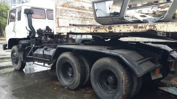 ขายหัวลากฮีโน่ซูโม่FM221เครื่องEM100สภาพดีมากๆ2เพลา220แรงม้าพวงมาลัยพาวเวอร์เบรคจิฟฟี่มีแอรพร้อมใช้มากๆราคา370000 ขายหัวลากฮีโน่ซูโม่FM221เครื่องEM100สภาพดีมากๆ2เพลา220แรงม้าพวงมาลัยพาวเวอร์เบรคจิฟฟี่มีแอรพร้อมใช้มากๆราคา370000