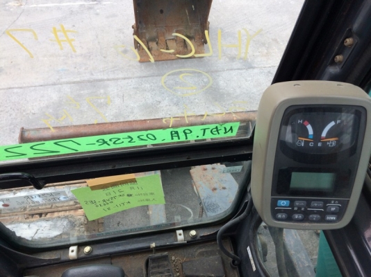 Kobelco SK75UR-3ES ปี 2005 ใช้งาน 3428 ชม. นำเข้าจากญี่ปุ่น รถสวยมาก ๆ ครับ