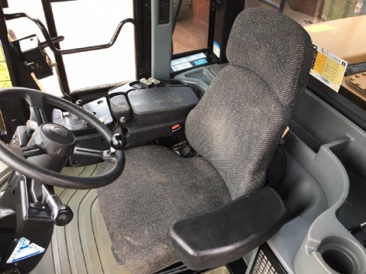 ขายรถตักล้อยาง CAT 972H รถนอกนำเข้าจากญี่ปุ่น สภาพสวยพร้อมใช้งาน ขายรถตักล้อยาง CAT 972H รถนอกนำเข้าจากญี่ปุ่น สภาพสวยพร้อมใช้งาน